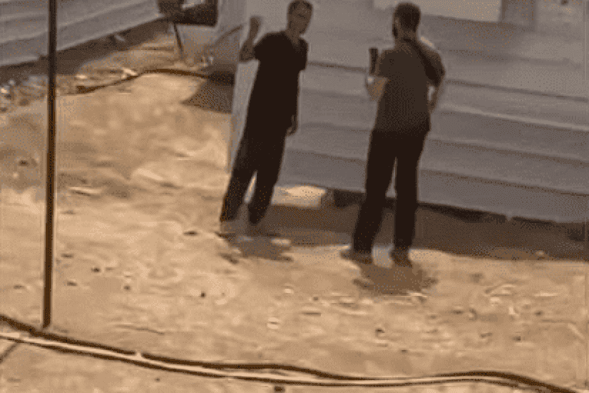 من اقتحام المستوطن للتجمع