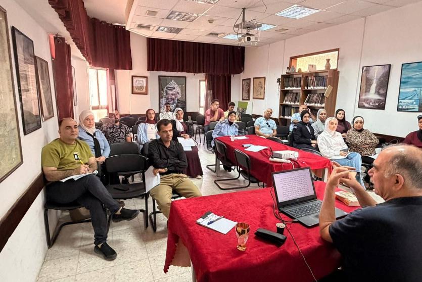جلسة نقاشية حول تجربة ملكة سبأ ودور المرأة في القيادة
