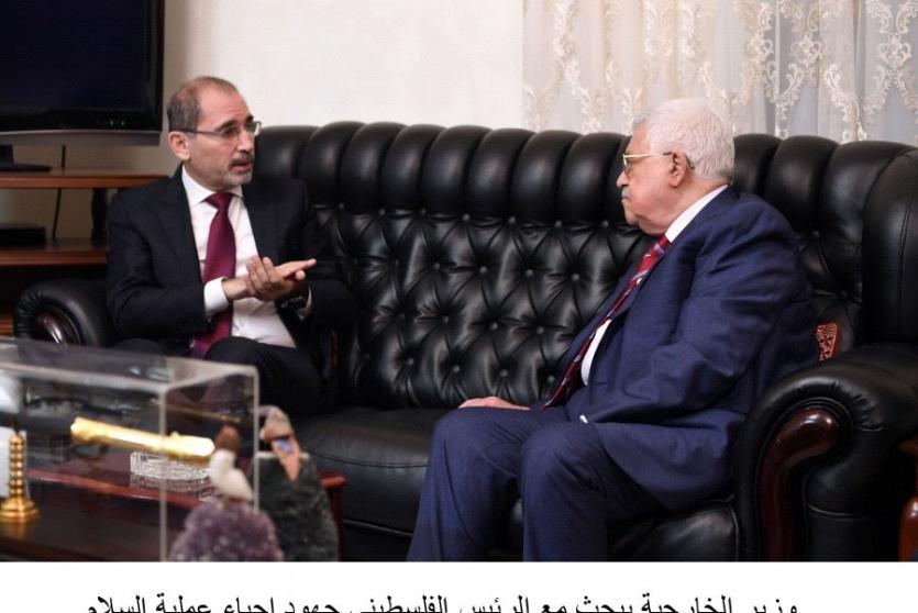 الرئيس يلتقي وزير الخارجية الأردني 