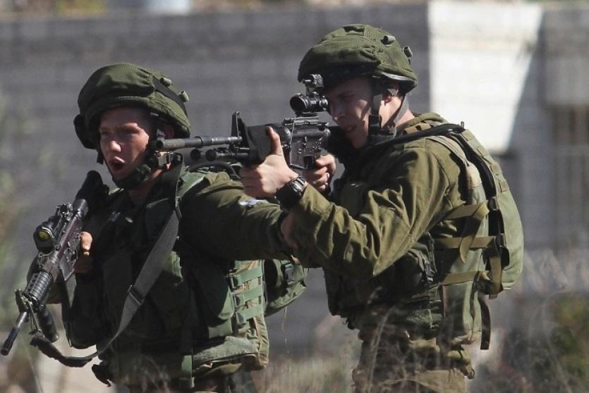 الاحتلال يطلق الرصاص صوب مركبة فلسطينية جنوب الخليل