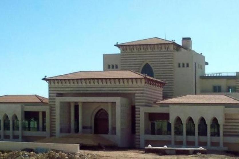 بقرار رئاسي: قصر الضيافة في رام الله يتحول الى مكتبة