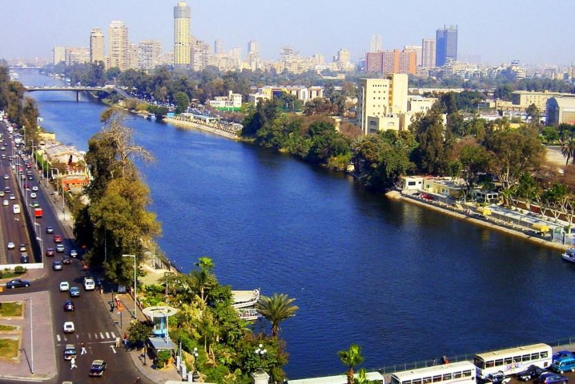 السيسي يحذر من المساس بحصة مصر في مياه النيل
