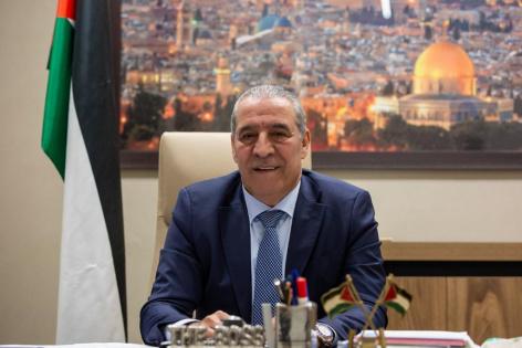 الشيخ يبارك نجاح انتخابات المجالس المحلية ويصفها بـ