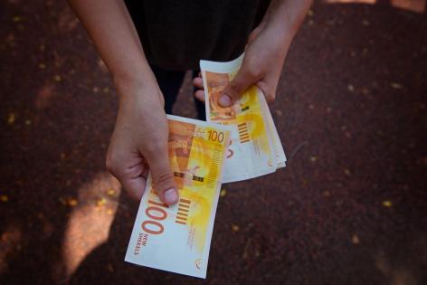 سعر الدولار والعملات الرئيسية أمام الشيكل اليوم