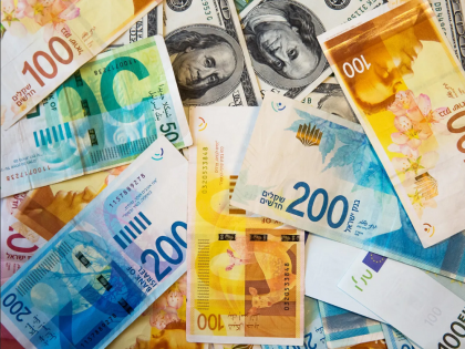انخفاض كبير على أسعار العملات مقابل الشيكل