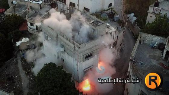 الاحتلال يفجر منزلا في نابلس بعد محاصرته لساعات