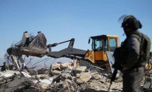 الاحتلال يهدم منزلا في بلدة يطا جنوب الخليل