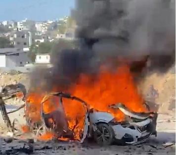 4 شهداء في غارة للاحتلال استهدفت مركبة عند الحدود اللبنانية السورية