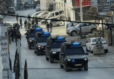 الاحتلال يغلق طرقا داخلية في قرية زبوبا غرب جنين