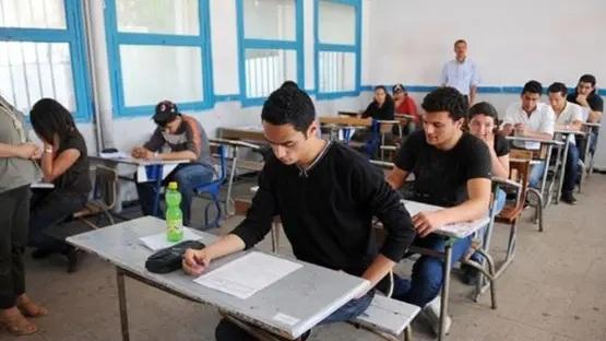 الخضور: امتحان التربية الدينية إلكترونيا للثانوية العامة ضمن توجه حكومي للتعليم الإلكتروني
