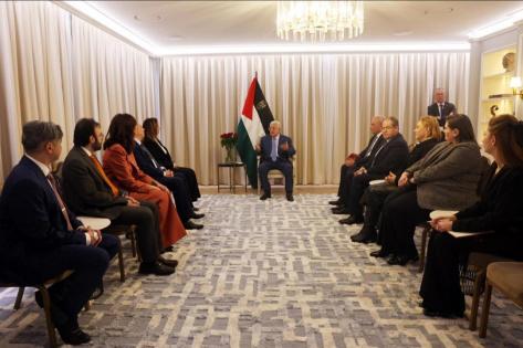 استقبل السفراء العرب والمالية الفلسطينية