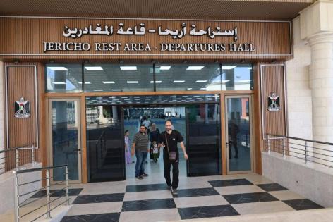 خاص | دعوى قضائية للمطالبة بفتح معبر الكرامة 24 ساعة