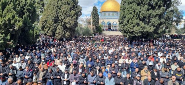 100 ألف مصل يؤدون صلاة الجمعة الثانية من رمضان في الأقصى