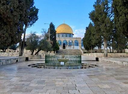 يواصل اغلاق المسجد لليوم الـ11