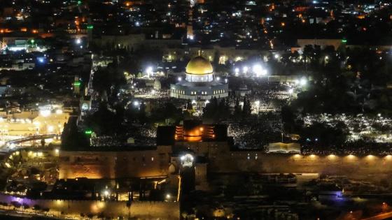 وقت صلاة عيد الفطر 2026 في فلسطين – القدس، الضفة، غزة وكل المحافظات 1447هـ