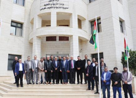 بالصور| برهم يجري جولة تفقدية لمتابعة قضايا تخص التعليم في بلدة طمون 