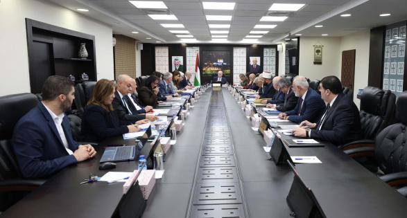 مجلس الوزراء: جهود مستمرة لصرف دفعة من رواتب الموظفين مطلع الأسبوع