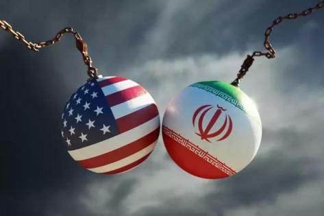 إيران تعدل مقترحها لإنهاء الحرب وترامب يمضي نحو تشديد الحصار البحري