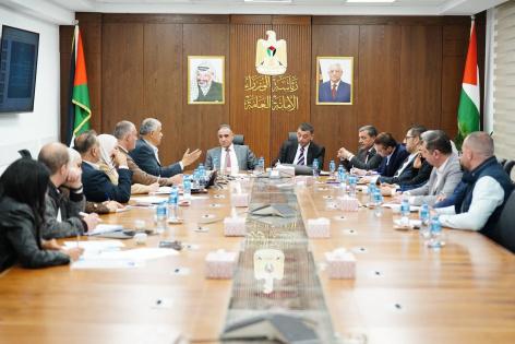 لجنة مراجعة نظام صافي الفوترة تعقد اجتماعها الأول بحضور ممثلين