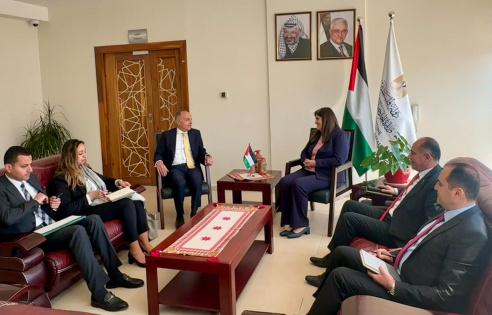الخارجية الفلسطينية تؤكد متانة العلاقات مع مصر وتبحث تطبيق المرحلة الثانية من خطة ترامب