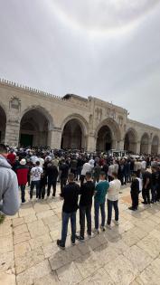 رغم تضييقات الاحتلال