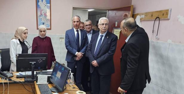 وزير الصحة يطلع على الواقع الصحي في طولكرم والاحتياجات اللازمة