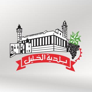 رئيس البلدية يتحدث لراية