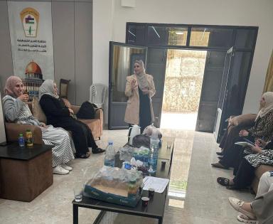 جمعية المرأة العاملة الفلسطينية للتنمية تنظم لقاءً قانونياً توعوياً للنساء في عين عريك ضمن مشروع SPEED