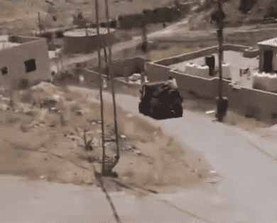 مستوطنون يسرقون أنابيب مياه من منطقة 