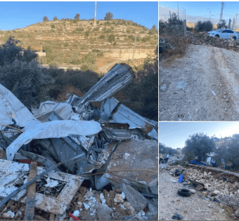 الاحتلال يهدم مسلخا للدواجن في قرية راس كركر غرب رام الله
