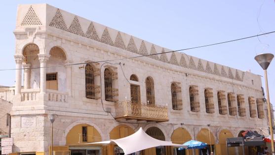 السياحة والآثار: الاحتلال يسعى للسيطرة على 142 موقعاً أثرياً في محافظة الخليل