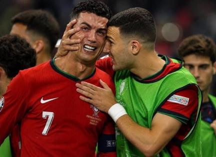 إسبانيا وبلجيكا تبلغان ربع نهائي المونديال