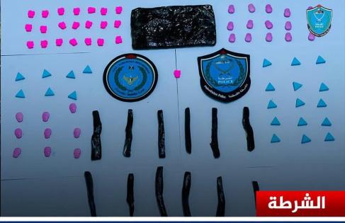 شرطة مكافحة المخدرات تضبط مواد يشتبه أنها مخدرة كانت معدة للترويج في طولكرم