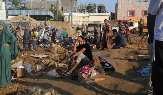 بينهم 21 طفلا و14 امرأة