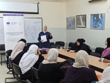 ورشة في مخيم بلاطة حول المشاركة المجتمعية والقيادة النسوية ودورها في تعزيز التغيير المجتمعي
