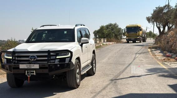 الاحتلال يمنع ادخال صهريج للمياه إلى المنازل المحاصرة في قصرة