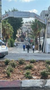 إصابة حرجة لمواطن برصاص الاحتلال في مخيم الأمعري