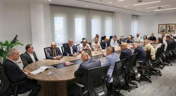 الشيخ: لا رجعة عن الانتخابات التشريعية.. و