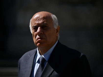 الرجوب يبدأ اتصالات مع الفصائل تمهيدا لحوار وطني شامل