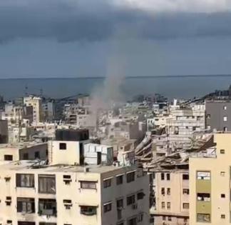 شهيد في قصف على مدينة غزة وارتفاع حصيلة العدوان إلى 74,245