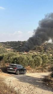 مستوطنون يهاجمون قاطفي الزيتون في ترمسعيا ويحرقون 3 مركبات