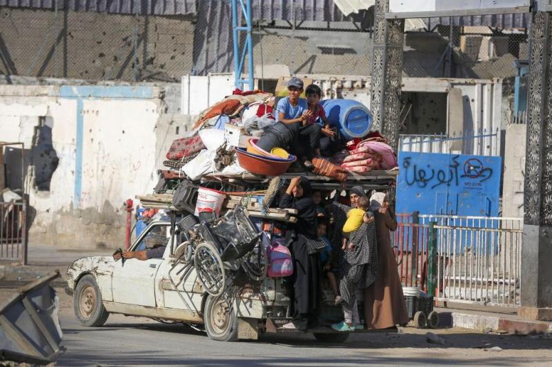 هآرتس: حكومة نتنياهو تسعى لضم مناطق واسعة من غزة ولا تهتم بصفقة تبادل