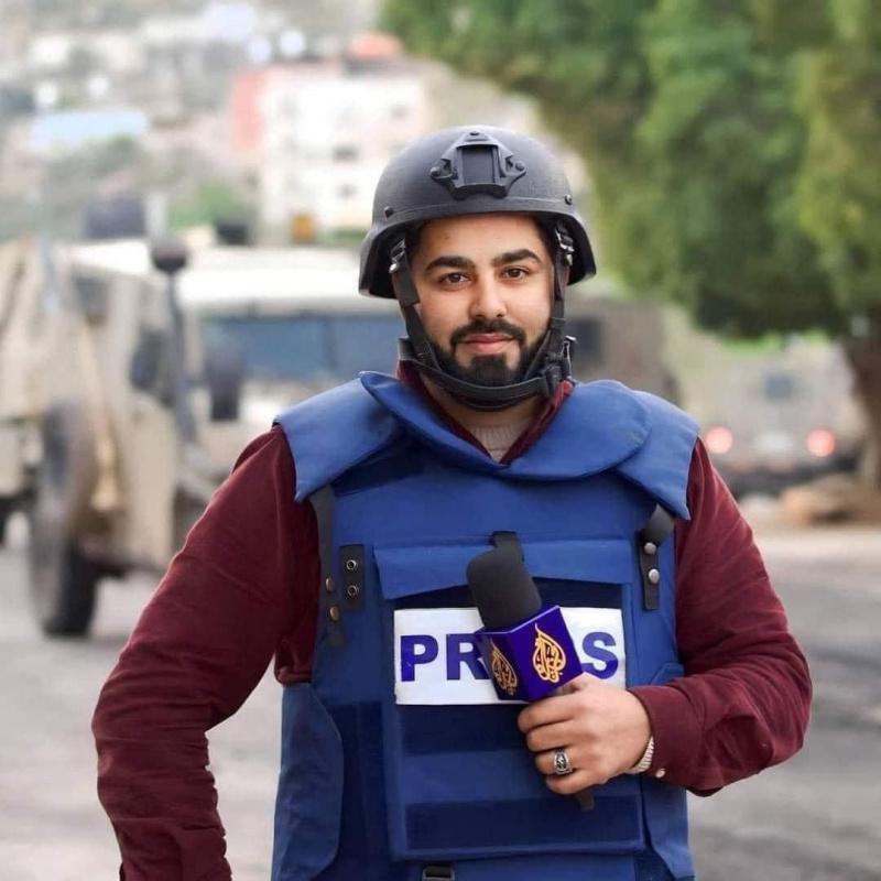 ارزيقات: الأجهزة الأمنية توقف الصحفي ليث الجعار وضابط أمن بناء على شكويين شخصيتين متبادلتين بينهما