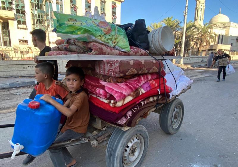 الاحتلال يواصل عدوانه ويفصل شمال القطاع عن مدينة غزة
