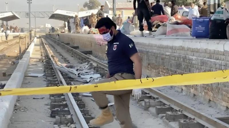 24 قتيلا جراء انفجار بمحطة قطارات رئيسية في باكستان