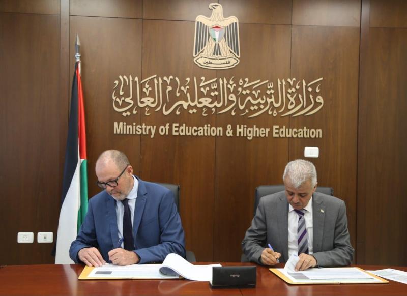 "التربية" و"اليونيسف" توقّعان الخطة السنوية لقطاع التعليم  