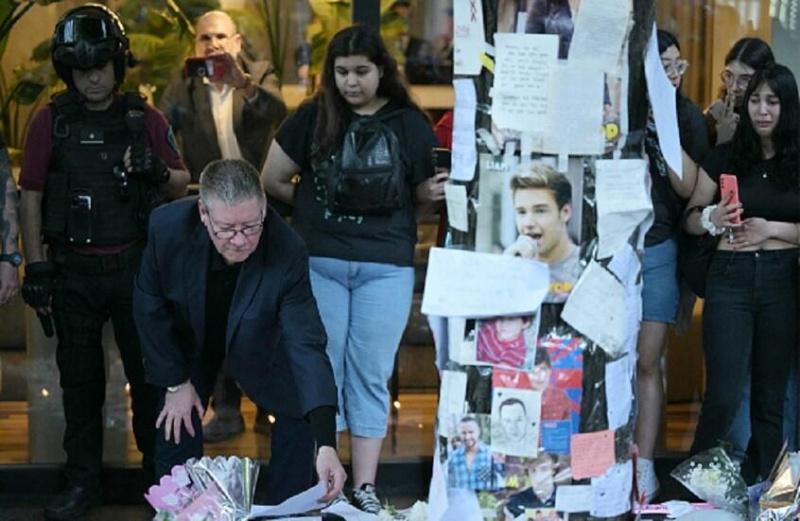 28 مليون دولار.. الابن الوحيد للمغني ليام باين يرث والده