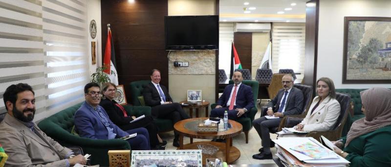 النائب العام يبحث مع المكتب الدولي لمكافحة المخدرات وإنفاذ القانون سبل تعزيز التعاون