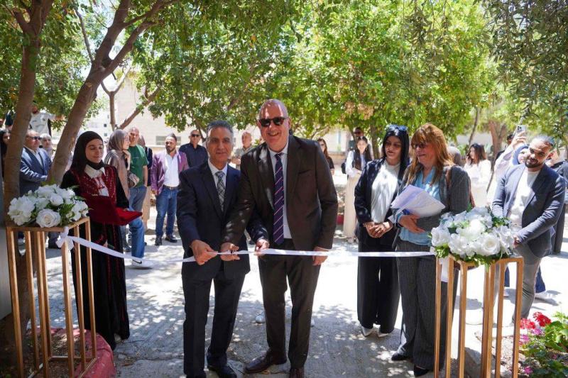 جامعة القدس تفتتح عيادة مجتمعية لتعزيز الصحة النفسية للطلبة والتدريب العملي