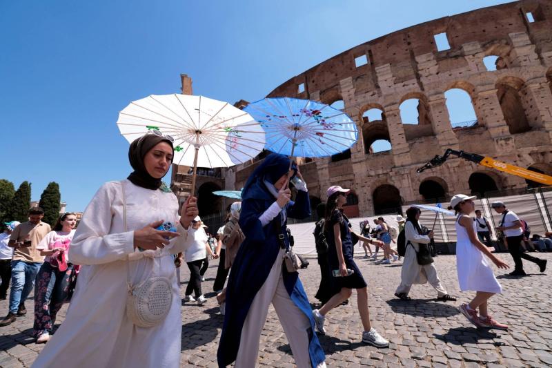 موجة حر قياسية تضرب أوروبا وفرنسا الأكثر تأثرا